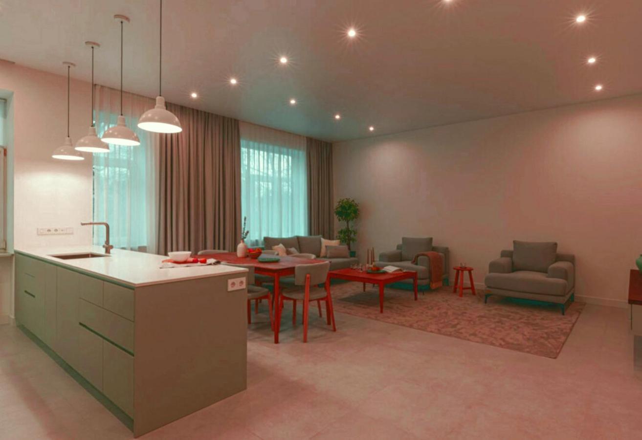 Apartment 4 Bedrooms Near Dam Square Amsterdam