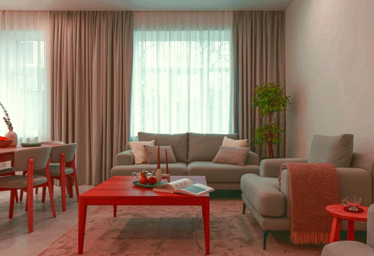 4 Bedrooms Near Dam Square Apartment Amsterdam